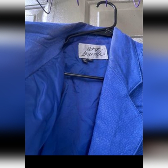 Out of Bounds crop leather jacket - Picture 2 of 3